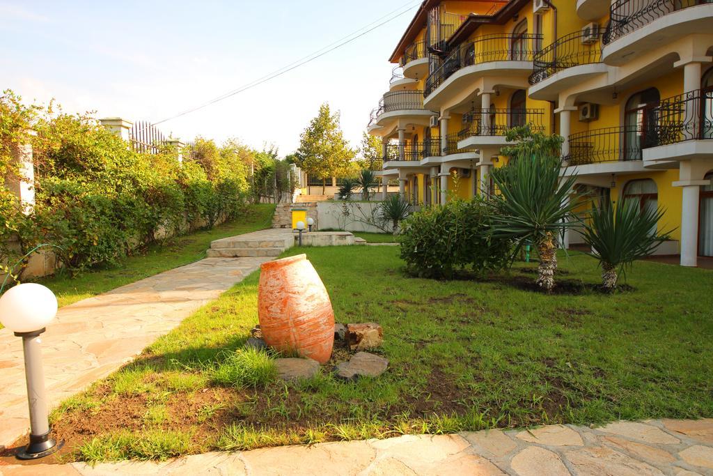 Menada Green Hills Apartments Sozopol Exterior photo